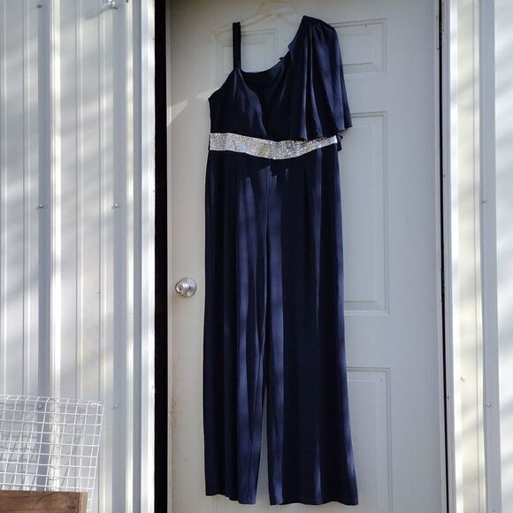 Formal jumpsuit - Picture 5 of 7